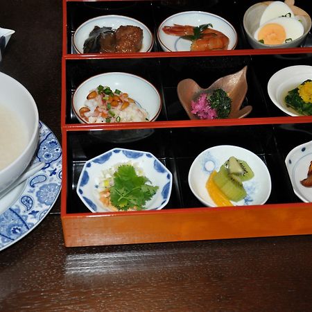 Yamanaka Ryokan Tokyo Exterior photo